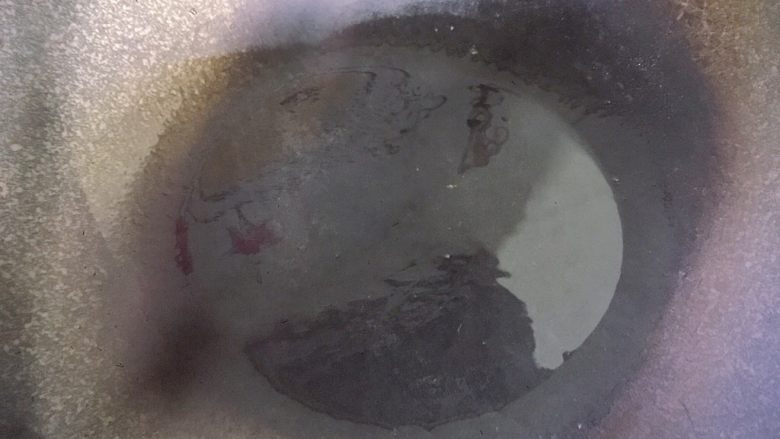 水嫩嫩蒸蛋,洗好鍋燒干,倒油,燒熱