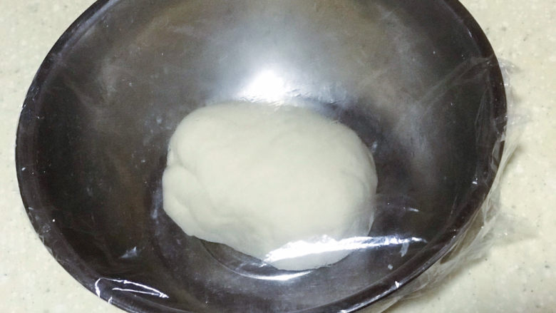 “咬春”春饼,盖保鲜膜,发30分钟
