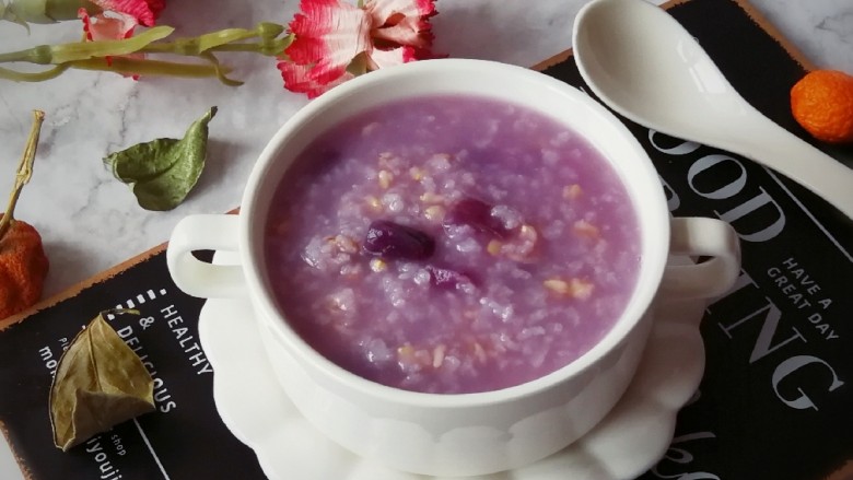 紫薯燕麦粥,美味早餐粥  凉凉即食