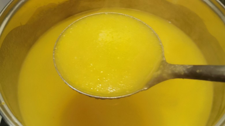 玉米面糊糊,搅拌均匀 糊糊细腻