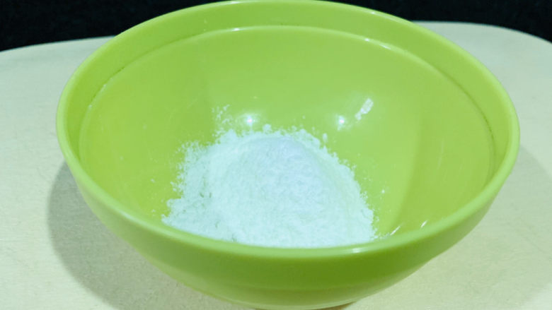 芝麻薄脆饼干,糖粉15克;