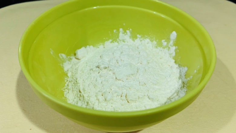 芝麻薄脆饼干,面粉35克;