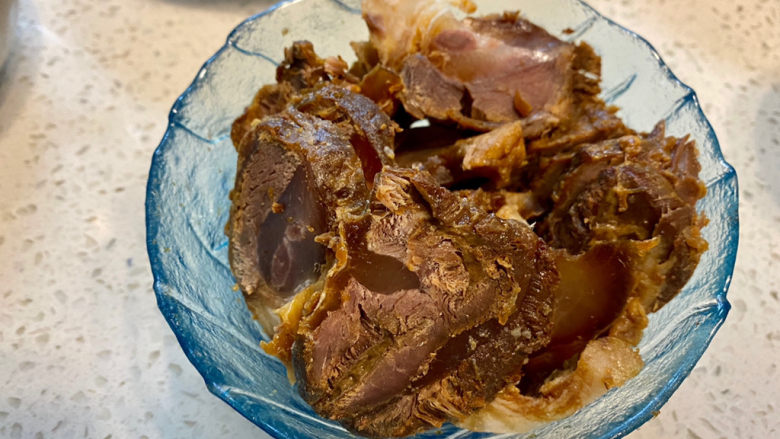 酱牛肉,随吃随切很方便~