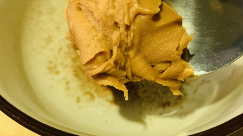 金针菇牛肉卷,<a style='color:red;display:inline-block;' href='/shicai/ 711'>花生酱</a>少许;