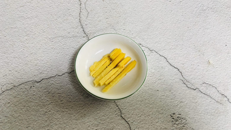 油菜炒虾仁,姜丝