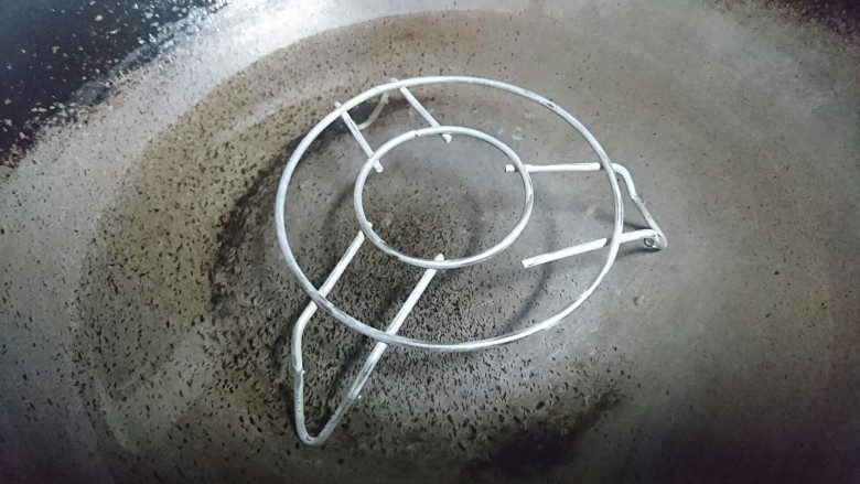 金针菇牛肉卷,重新起锅,大火,入水
