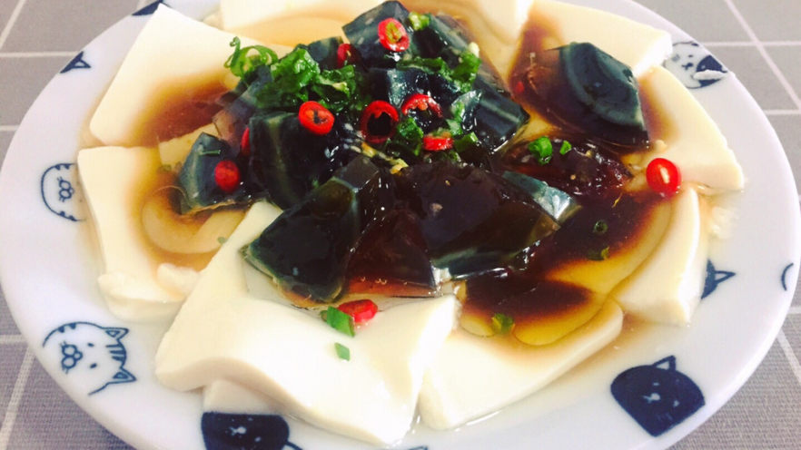 皮蛋豆腐