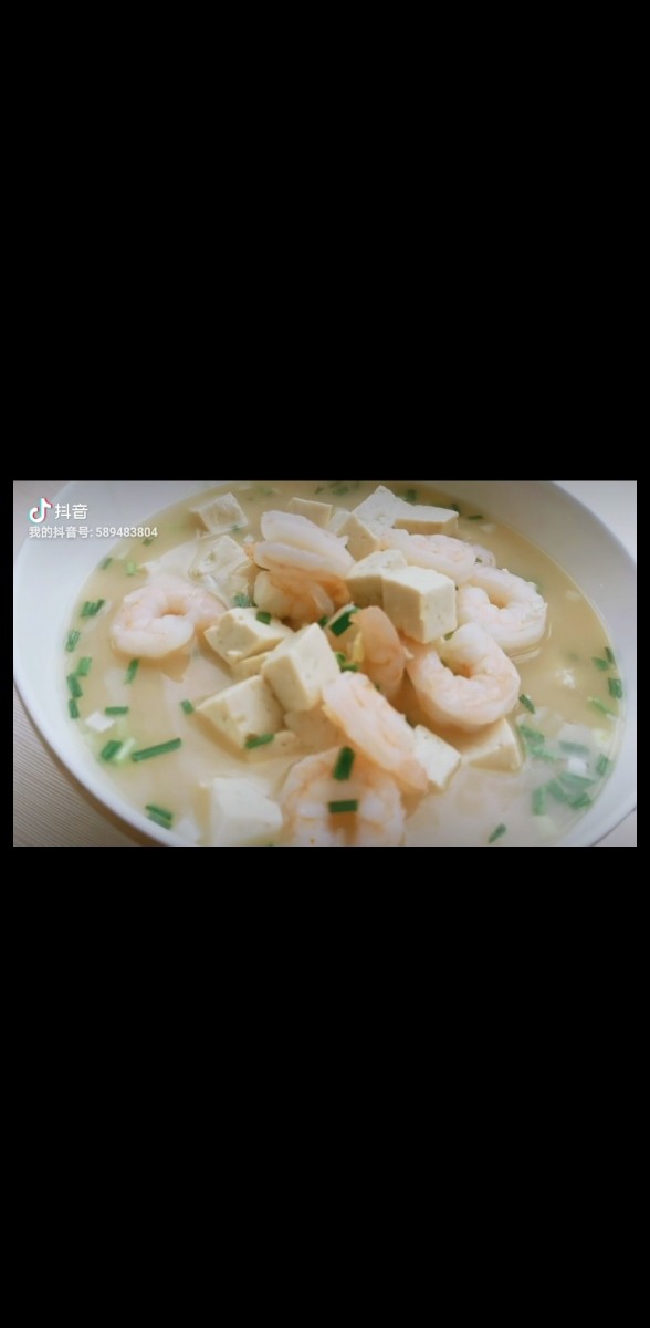 虾仁豆腐,简单好吃,喜欢的试试吧!