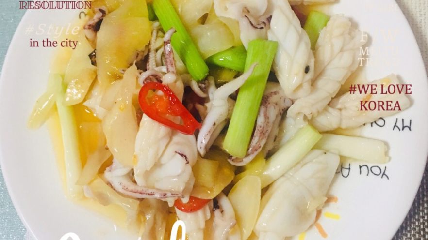 爆炒酸菜鲜鱿鱼