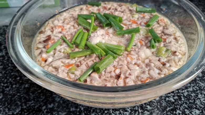 最近鸡蛋这么便宜,你可以做美味营养的蒸水蛋,美味营养,又非常实惠的<a style='color:red;display:inline-block;' href='/shicai/ 429'>瘦肉</a>蒸水蛋就做好啦