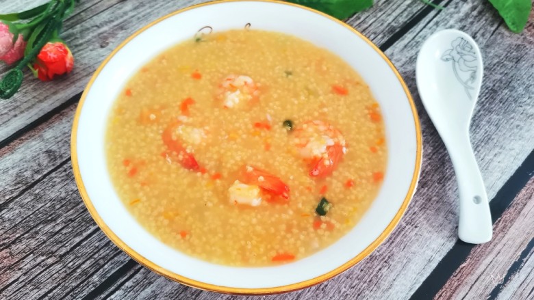 鲜虾砂锅粥,鲜虾砂锅粥成品图,很美味哦