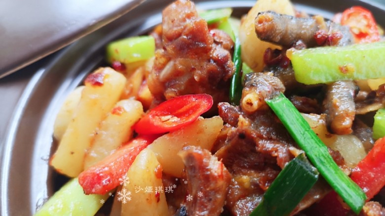 麻辣干锅鸡,麻辣鲜香!