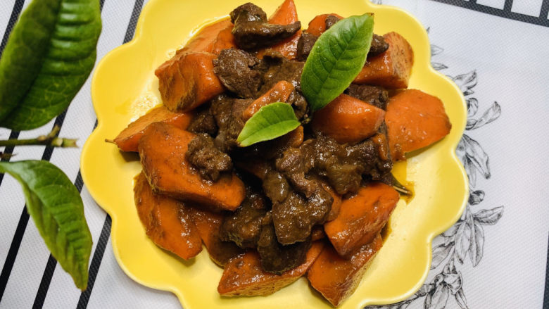 红焖牛肉,焖牛肉成品图!