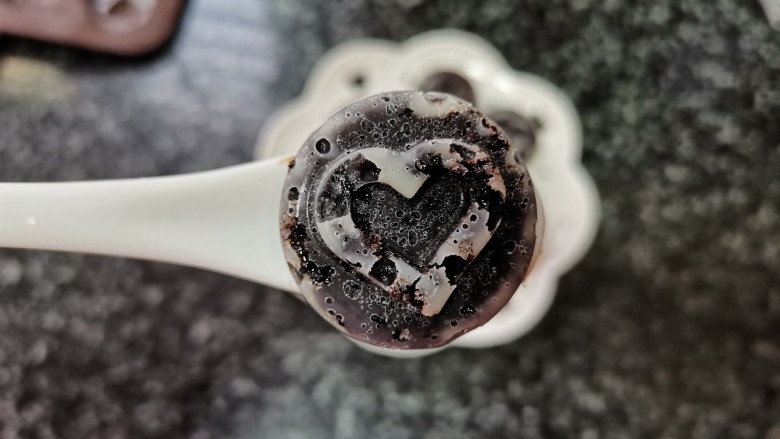 用可可粉也可以做出超级好吃，超级萌萌哒巧克力哦,爱心哦