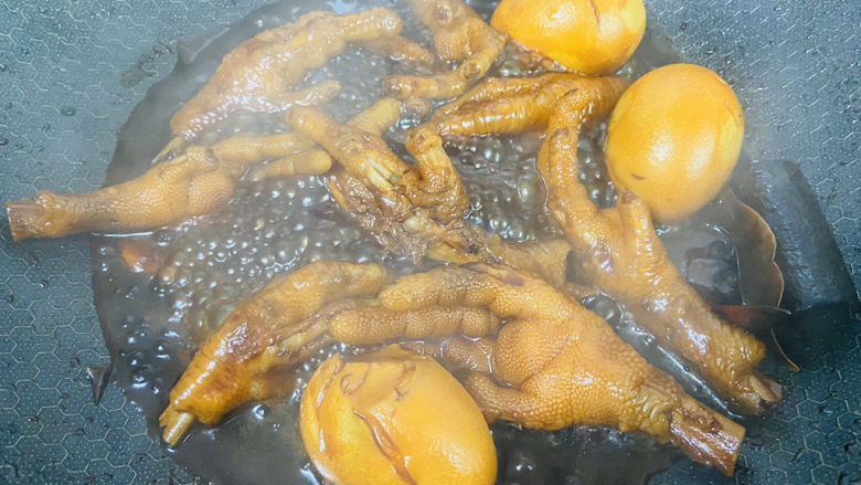 麻辣卤鸡爪,神兽想吃卤蛋,又做了三个卤蛋