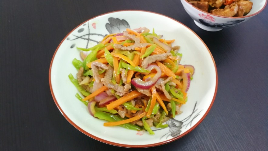 爆炒牛肉丝