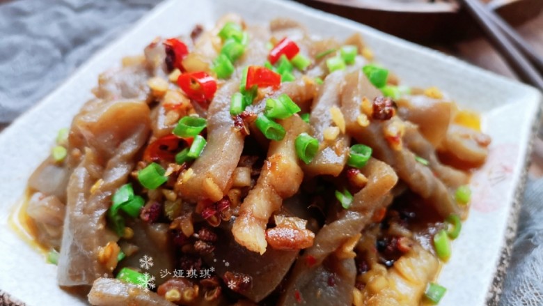 麻辣魔芋,非常有味道的下饭菜!