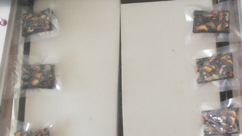 纯手工阿胶糕,抽真空 (有助于延长保存时间)