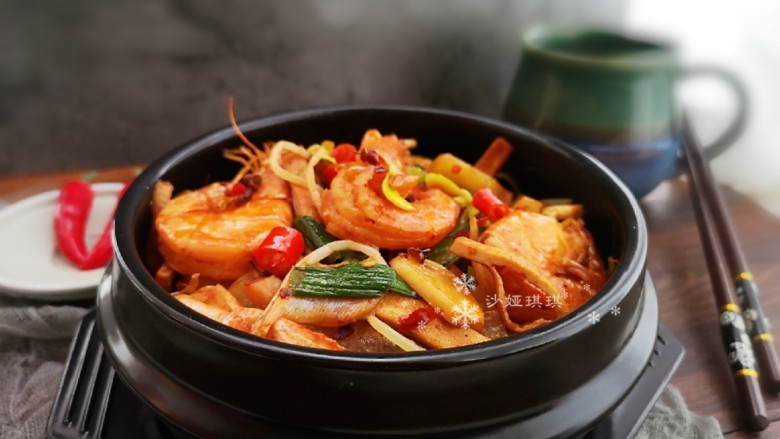 麻辣干锅虾,好吃过瘾!