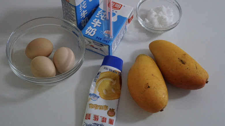 一次就成功的芒果牛奶布丁,准备好材料