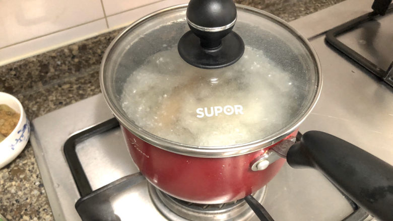 春笋炒腊肉➕好竹连山觉笋香,煮开煮5分钟,捞出放凉
