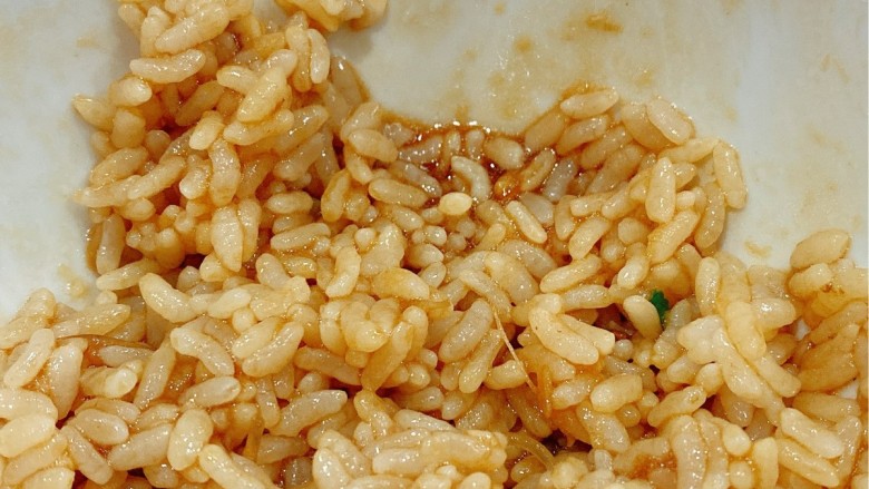 红烧小黄鱼,汤汁可以拌饭,吃不够