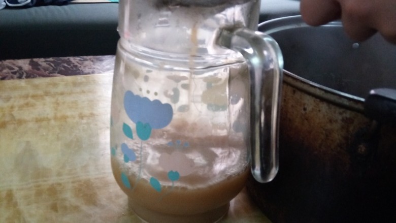 焦糖奶茶,过滤茶叶