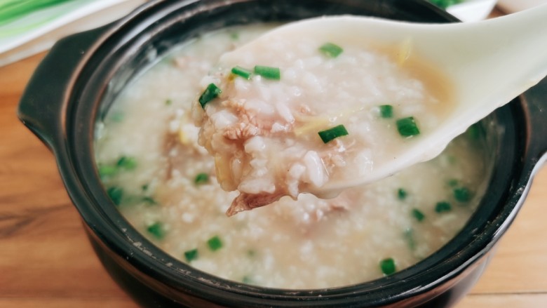 生滚牛肉粥,喜欢的试试吧!