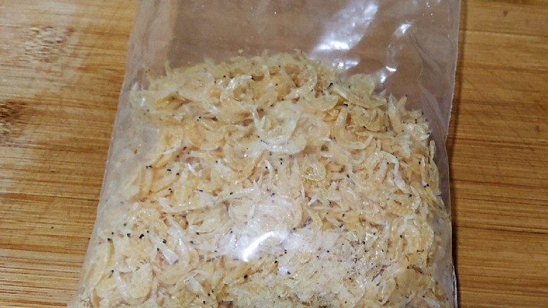 鲜辣香菇鸡肉酱 炒菜下饭好帮手,白虾皮