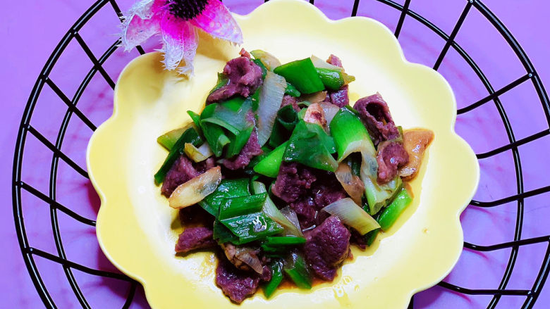 葱爆羊肉片,葱爆羊肉片完成啦!
