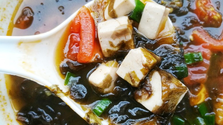 紫菜番茄豆腐汤,来一勺~