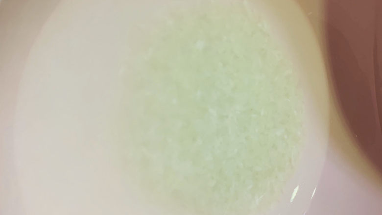 生滚牛肉粥,洗净;