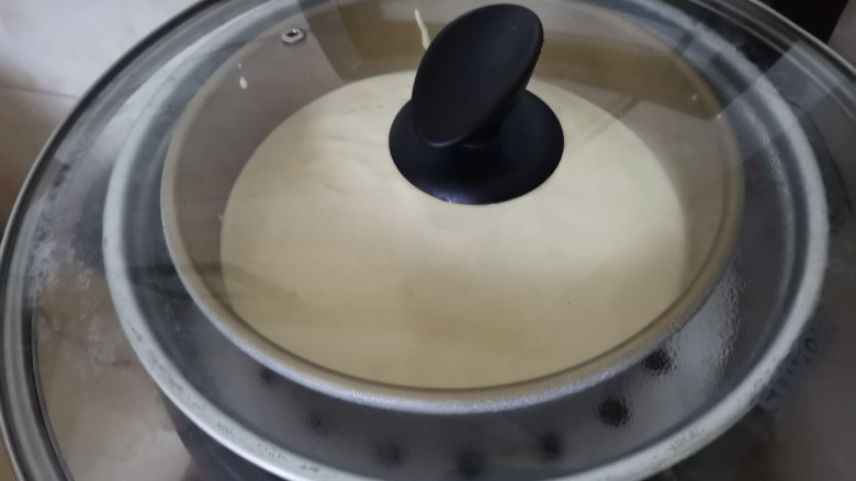 你喝过小米粥,吃过小米饭,我敢肯定你没吃过蒸出来的小米蛋糕,蒸小米蛋糕