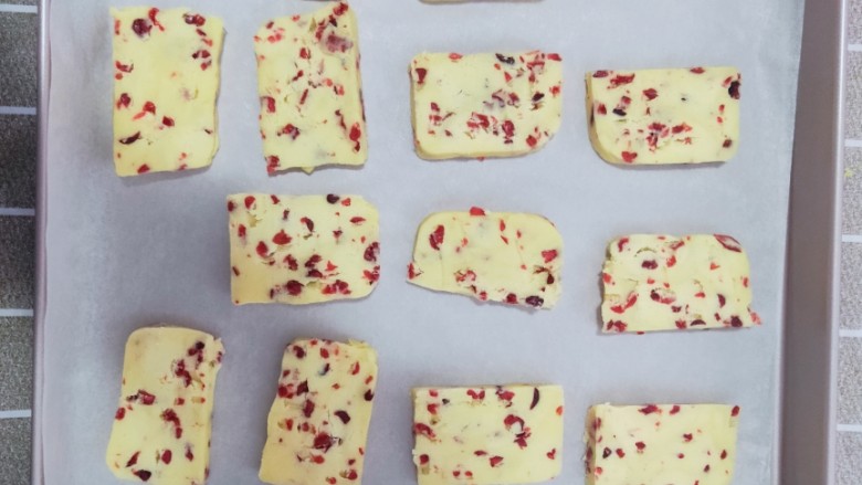 蔓越莓饼干,切片0.7厘米厚左右
