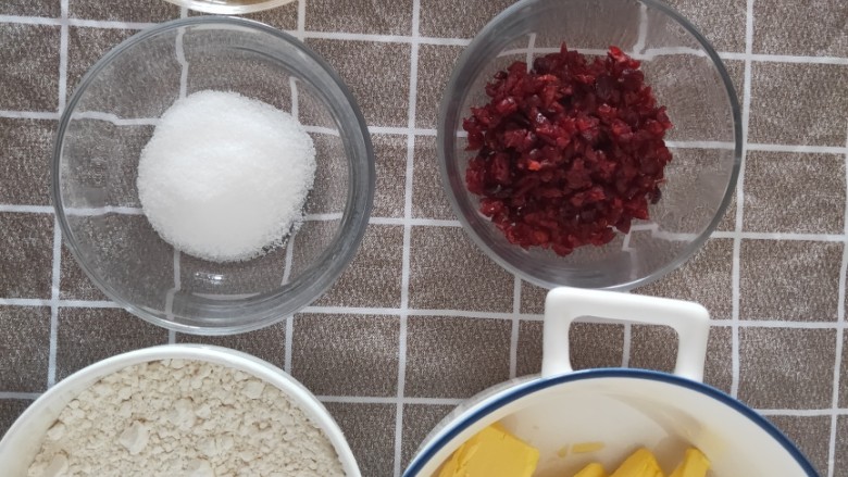 蔓越莓饼干,所有材料准备好