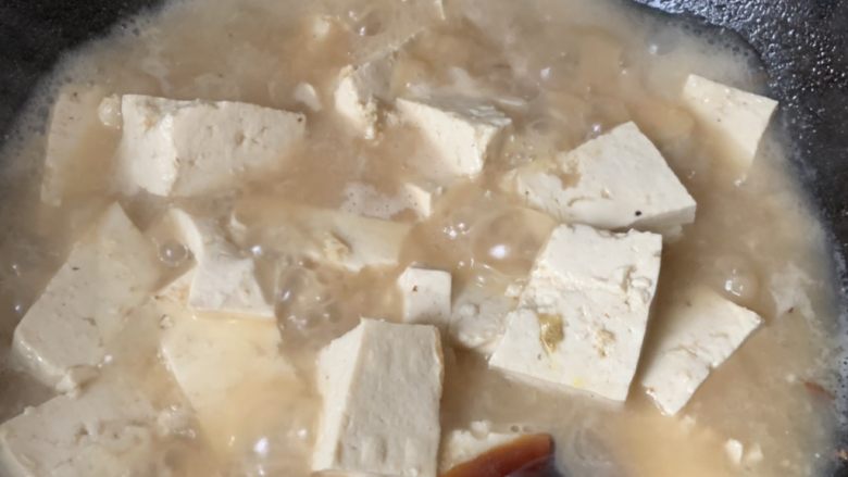 牡蛎豆腐汤,煮