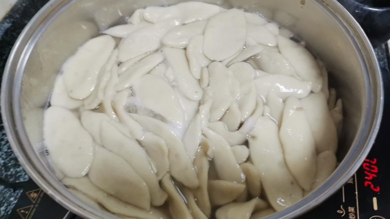 客家美食,溜溜子吃了一碗还想再吃一碗,溜溜子焯水好了