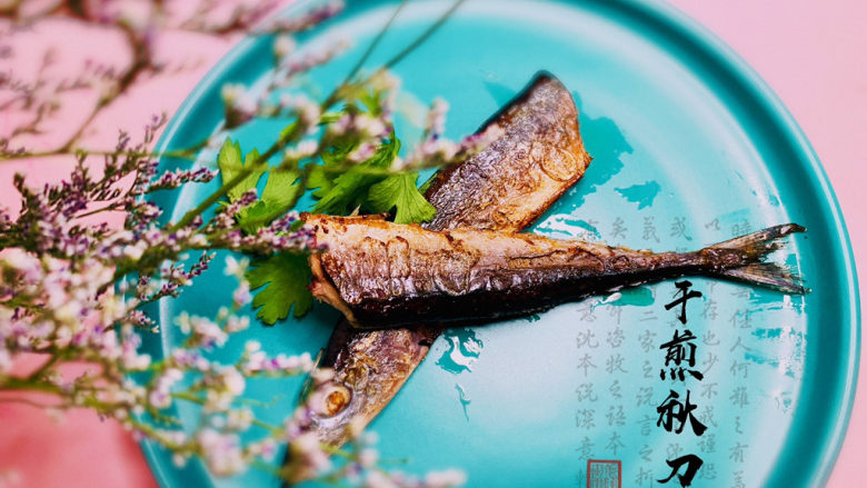 干煎秋刀鱼,干煎秋刀鱼,完成啦!