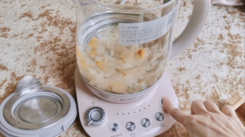 蔓越莓银耳羹简易养生壶版,开启银耳汤模式(即 120min)