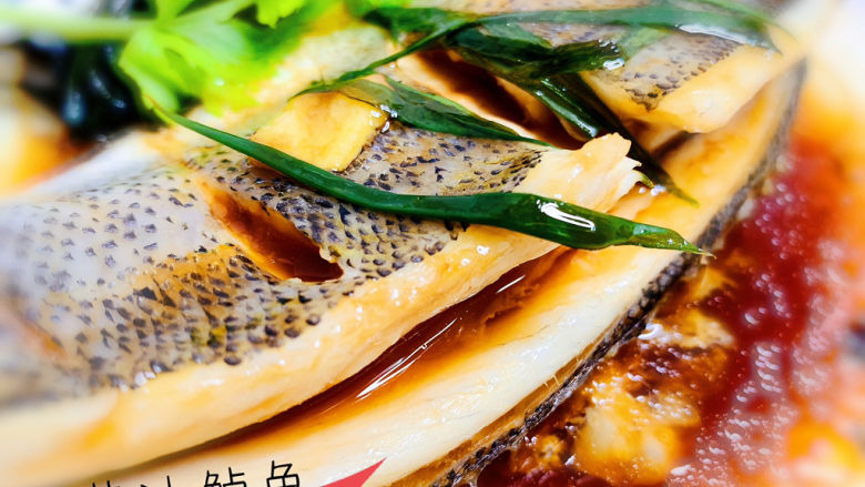 葱油鲈鱼,葱油鲈鱼,完成了!