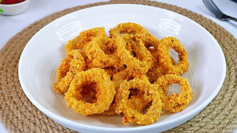 黄金鱿鱼圈,健康小零食,无油低脂,美味又健康。