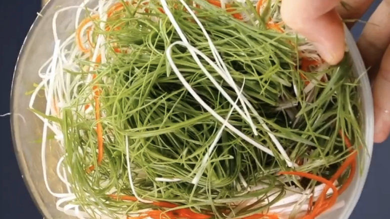 葱油鲈鱼,都完成啦,备用