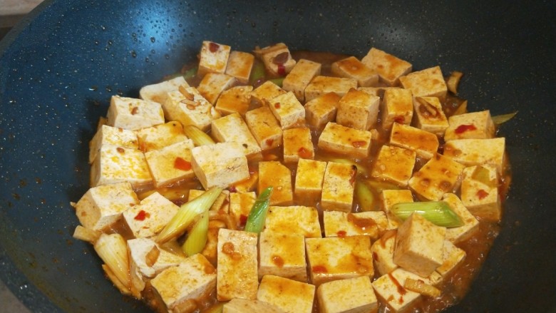 麻辣豆腐,加入鸡精?