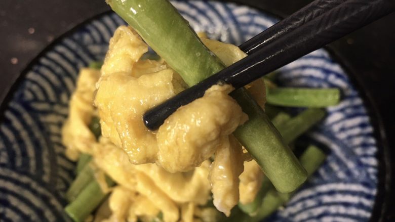 豇豆炒鸡蛋,很下饭呢~