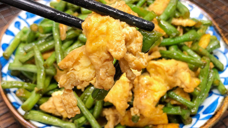 豇豆炒鸡蛋,鸡蛋不要炒太久,嫩一些更好吃
