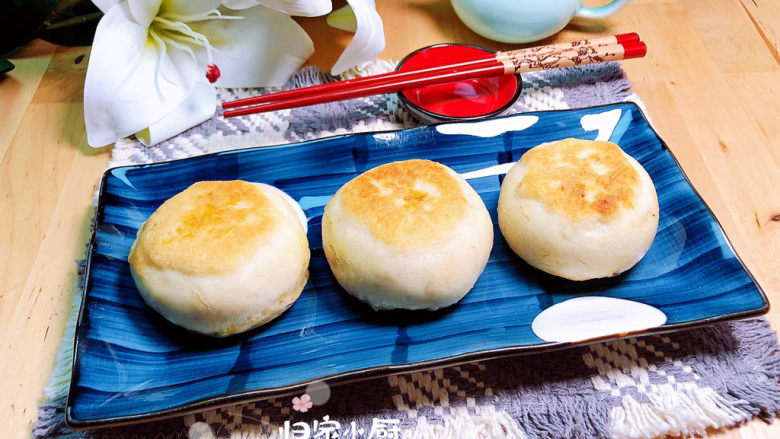 蔬菜肉饼,外焦里嫩的蔬菜肉饼就上桌了!