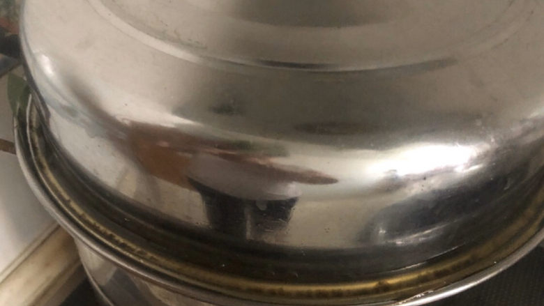 白糯米粽——我的男盆友是白糖君,焖煮过程中注意水量,缺水的时候要添开水,不要糊锅。