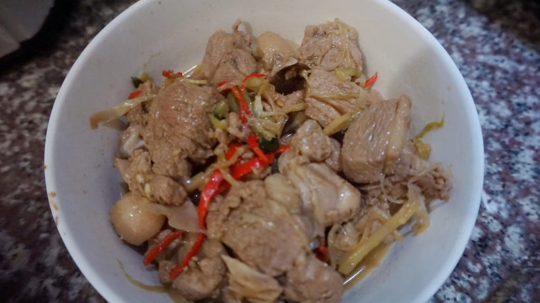 红烧鸭肉,红烧鸭肉这道菜就可以出锅啦~