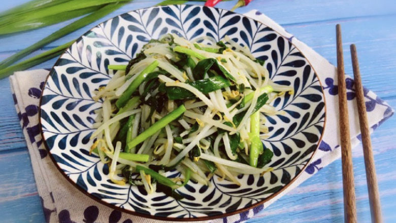 韭菜炒豆芽~刮油清肠越吃越瘦,韭菜炒豆芽,爽口开胃健脾!