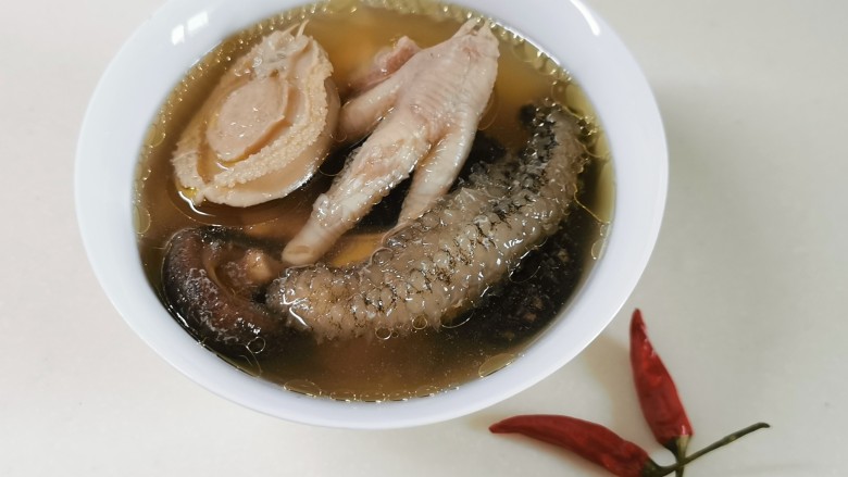 冬菇炖鲍参【滋补气血,润肺养颜】,香浓美味!